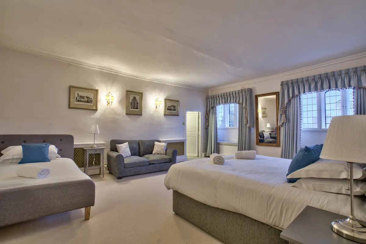Fawley Court by Group Retreats