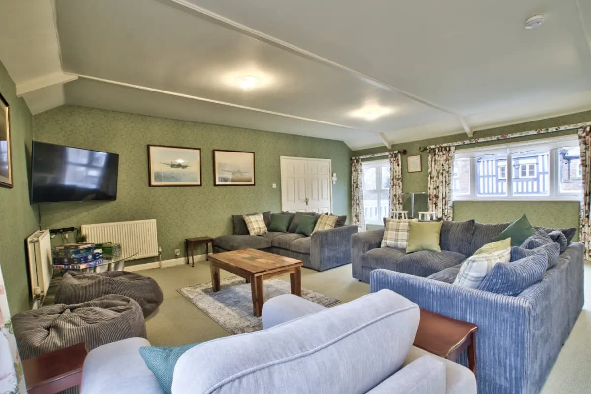 Fawley Court by Group Retreats