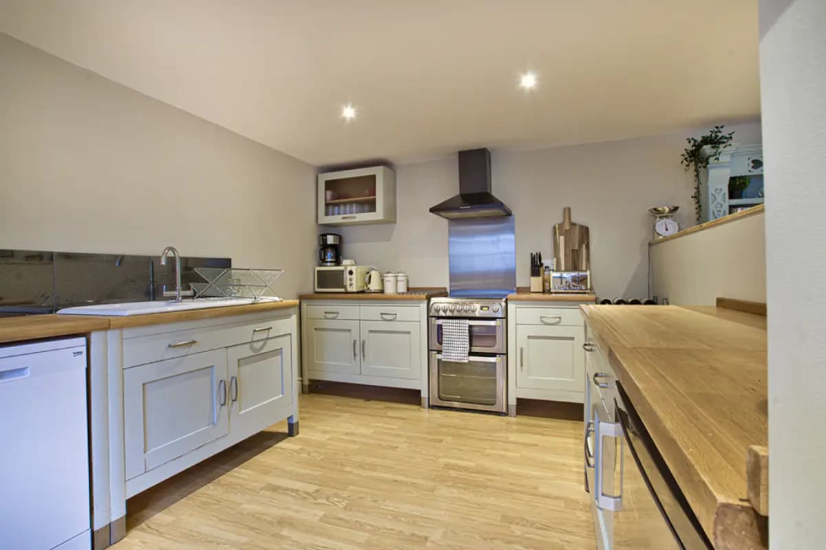 Olive Cottage by Group Retreats