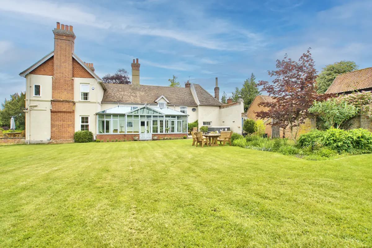 Ashfield Place Farm by Group Retreats