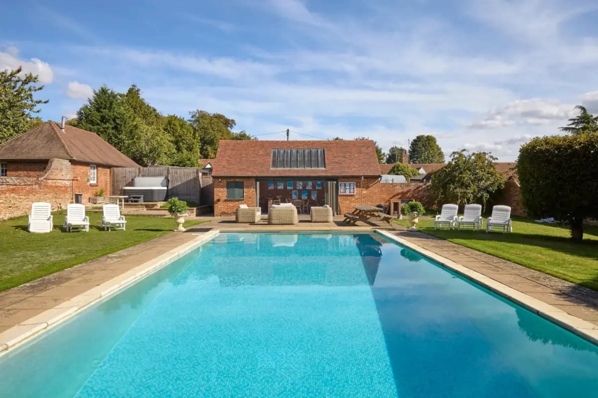 Abbey House by Group Retreats