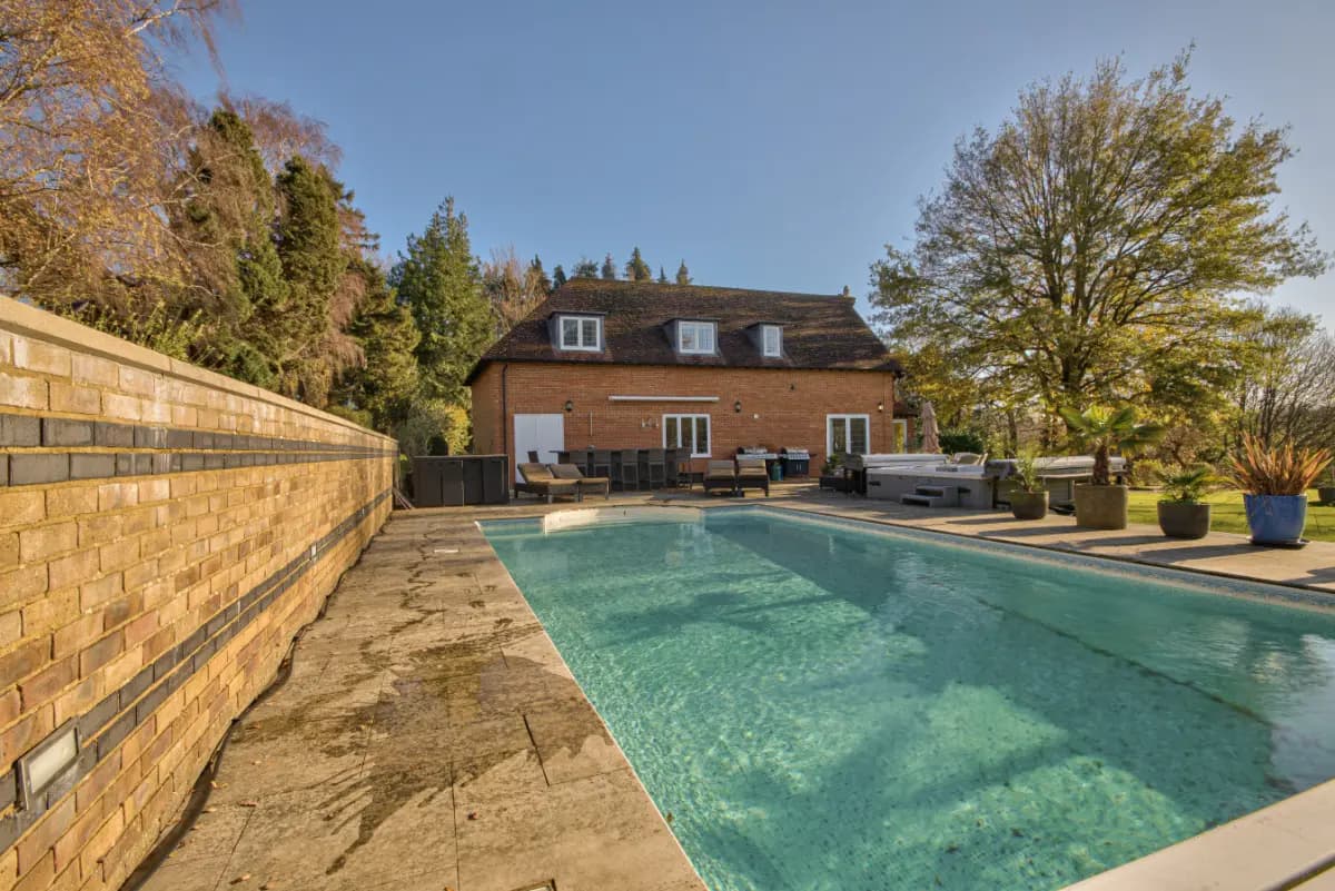 Old Lakenham by Group Retreats