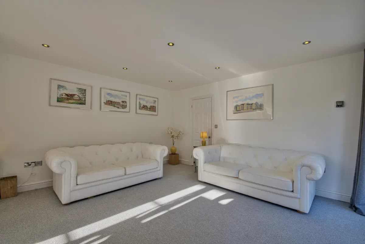 Old Lakenham by Group Retreats