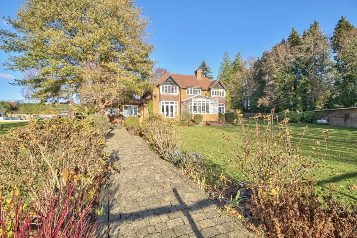 Old Lakenham by Group Retreats