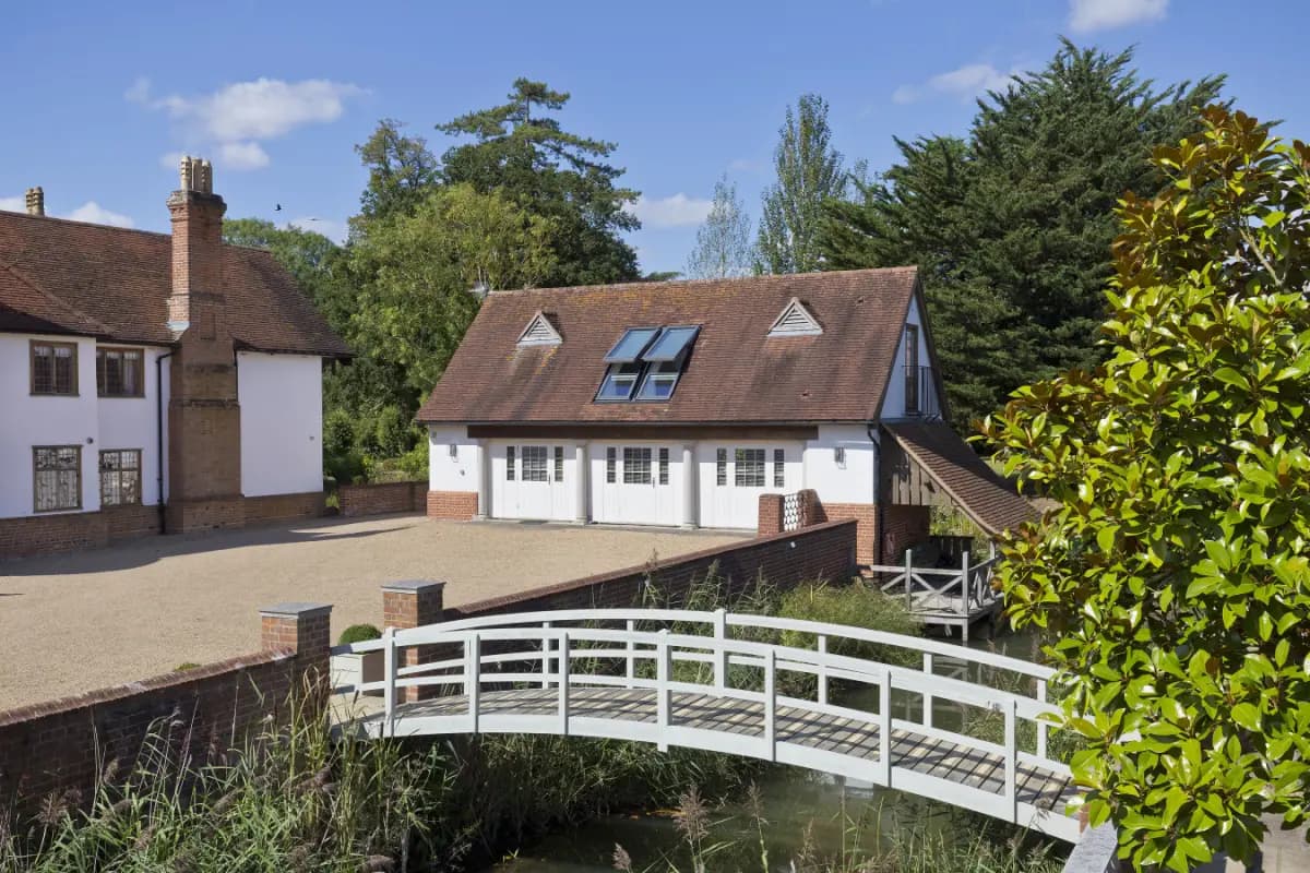 Martley Hall Estate by Group Retreats