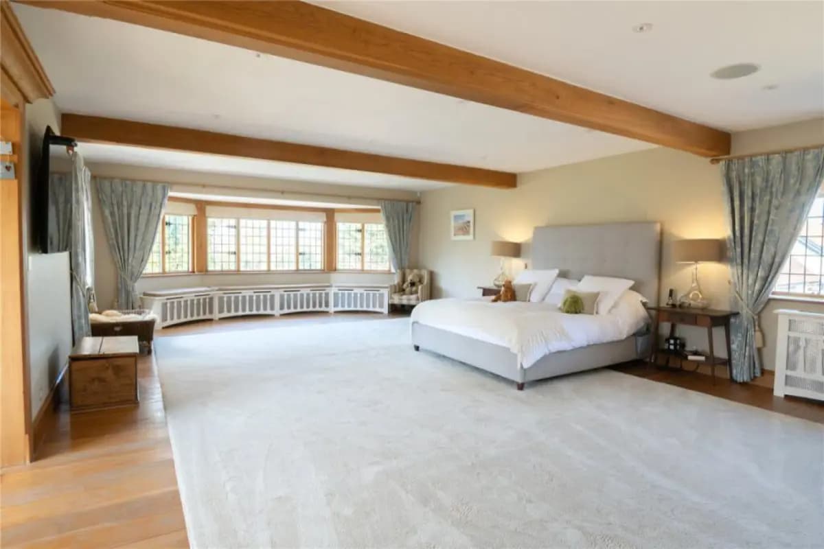 Martley Hall Estate by Group Retreats