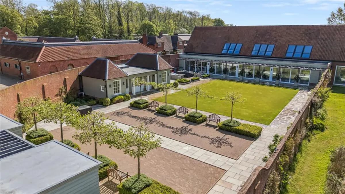 Martley Hall Estate by Group Retreats
