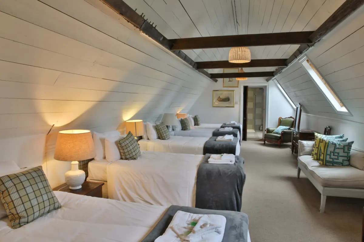 Tidswell Hall by Group Retreats