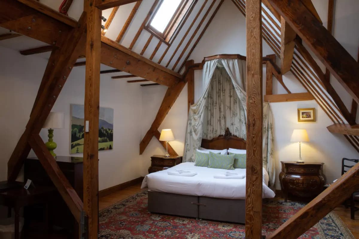 Tidswell Hall by Group Retreats