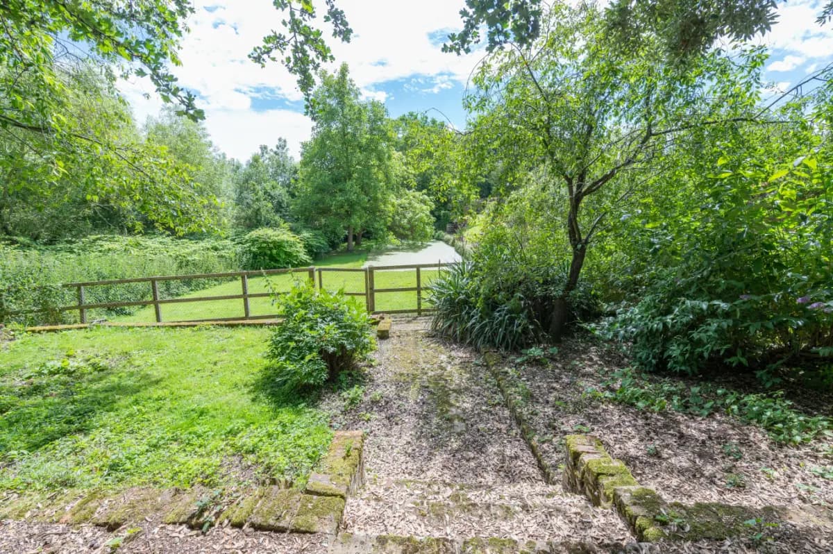 Gardeners Cottage by Group Retreats
