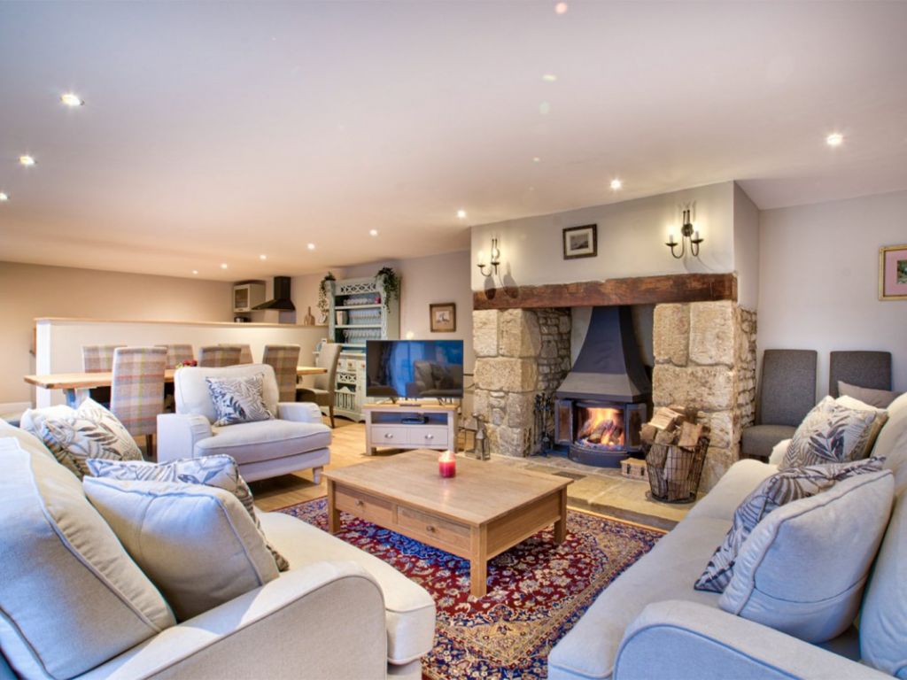 Olive Cottage, Oxfordshire - Luxury Group Accommodation Cotswolds